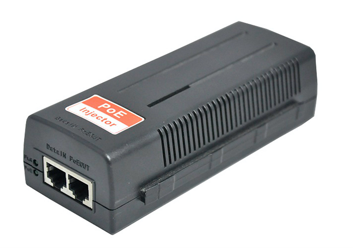 Foto Inyectores PoE con rango comercial de hasta 120 W 